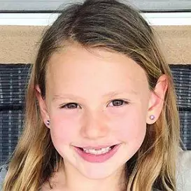 Gwyneth Weiss net worth