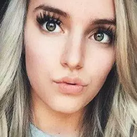 Alyssa Claire Welch net worth