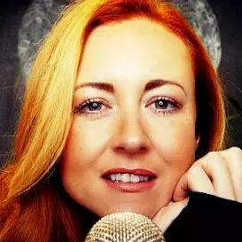 Emma WhispersRed net worth