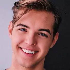 Joely White net worth