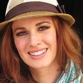 Teal Wicks net worth