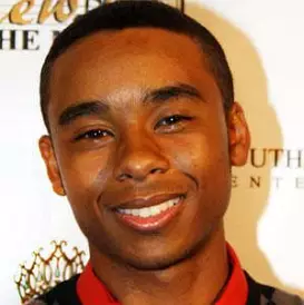 Zachary Isaiah Williams net worth