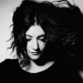 Alex Winston net worth