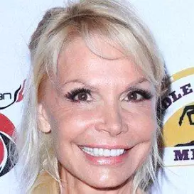 Agnes-Nicole Winter net worth