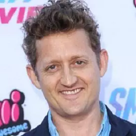 Alex Winter net worth