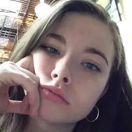 Chloe Woodard net worth