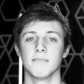 Wroetoshaw net worth