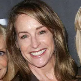 Amanda Wyss net worth