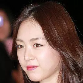 Lee Yeon-hee net worth