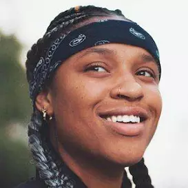 Young Ezee net worth