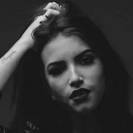 Zhamira Zambrano net worth