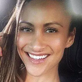 Anais Zanotti net worth