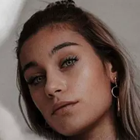 Ewa Zawada net worth