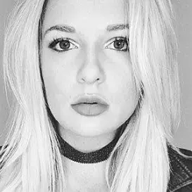 Megan Zelly net worth