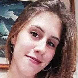 Lauri Zinicola net worth