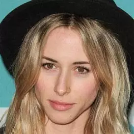 Gillian Zinser net worth