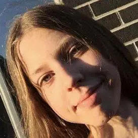 Bonnie Zomer net worth