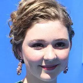 Cozi Zuehlsdorff net worth