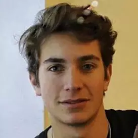 Andres Zurita net worth